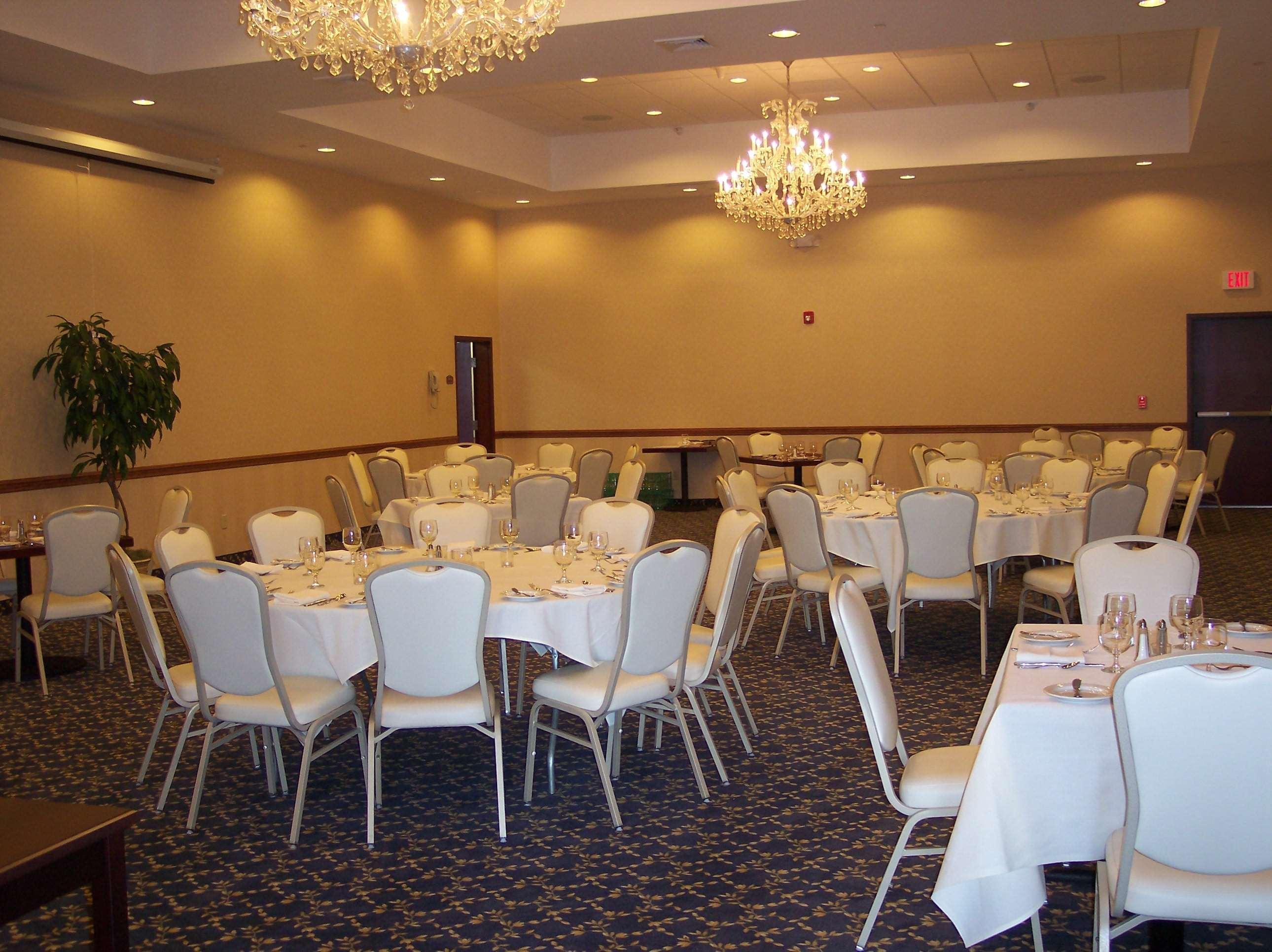 Best Western Plus Ticonderoga Restaurante foto
