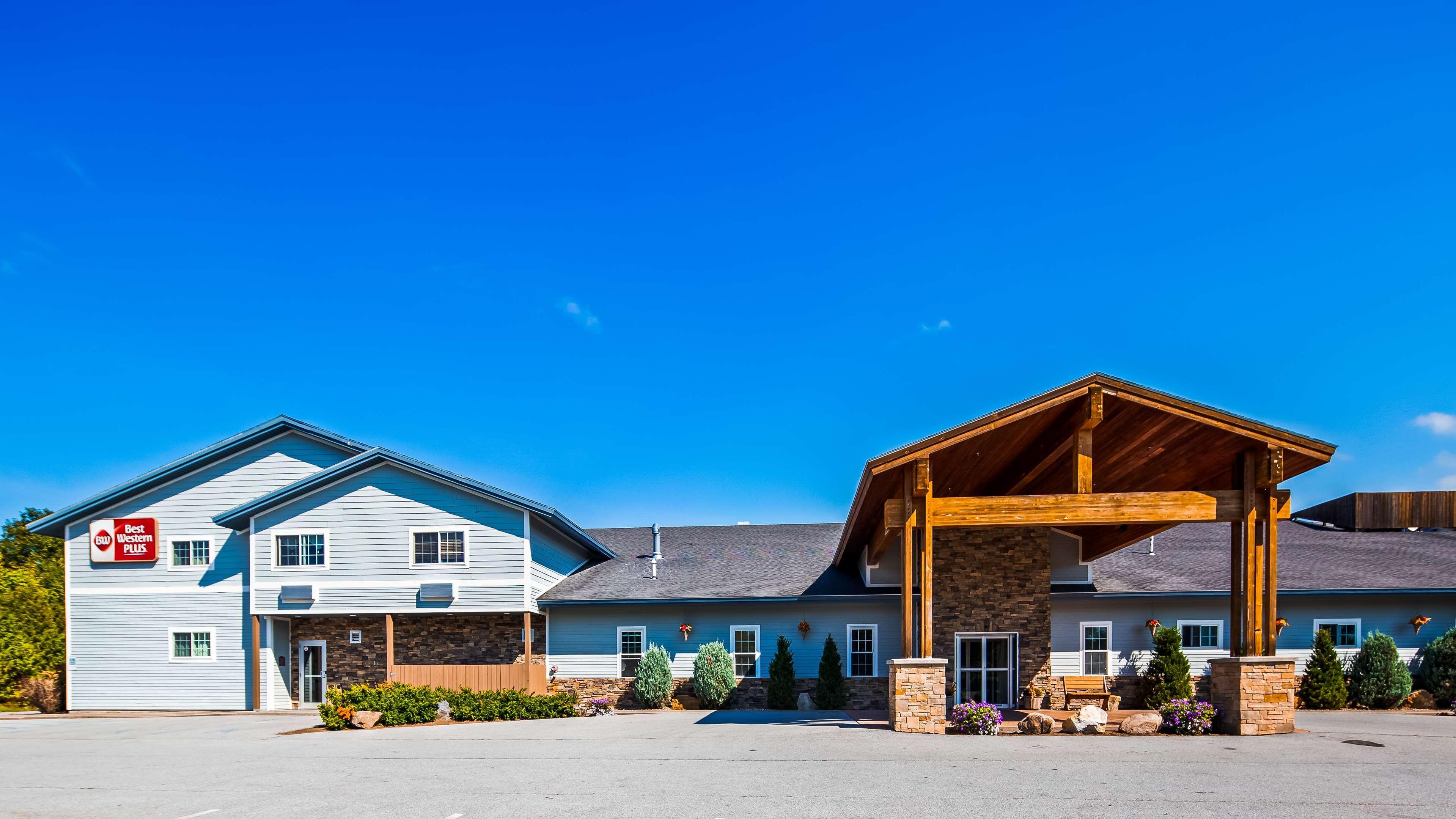Best Western Plus Ticonderoga Exterior foto